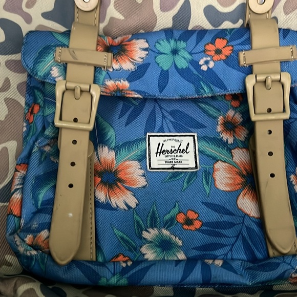 Camo + Hawaiian Floral Herschel Backpack - Picture 2 of 5
